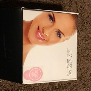 Luminess Air (Airbrush Makeup System)